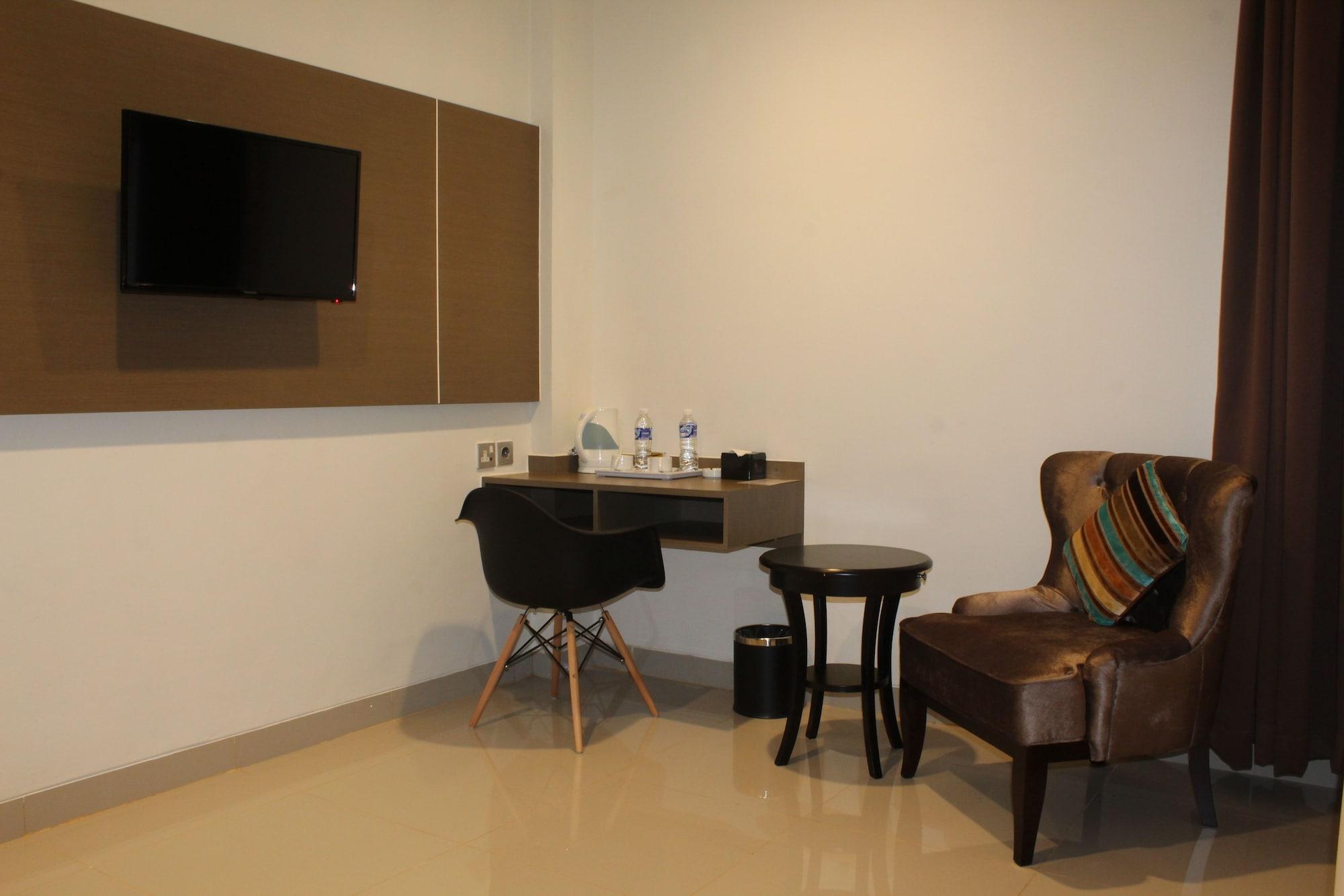 Opi Indah Hotel Palembang Eksteriør billede