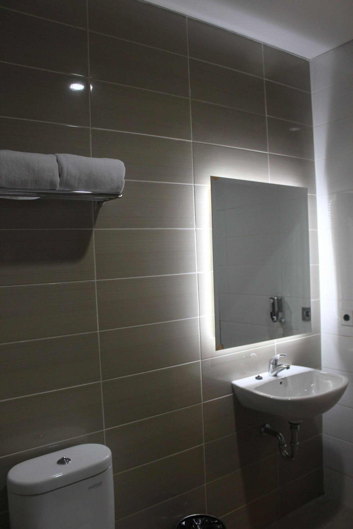 Opi Indah Hotel Palembang Eksteriør billede
