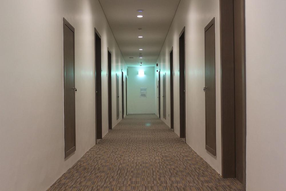 Opi Indah Hotel Palembang Eksteriør billede