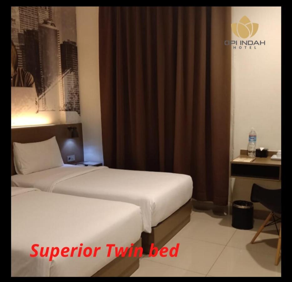 Opi Indah Hotel Palembang Eksteriør billede