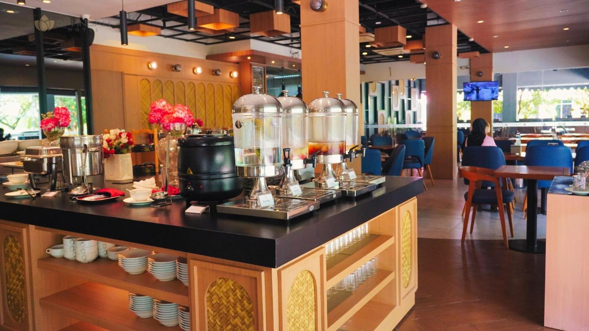 Opi Indah Hotel Palembang Eksteriør billede
