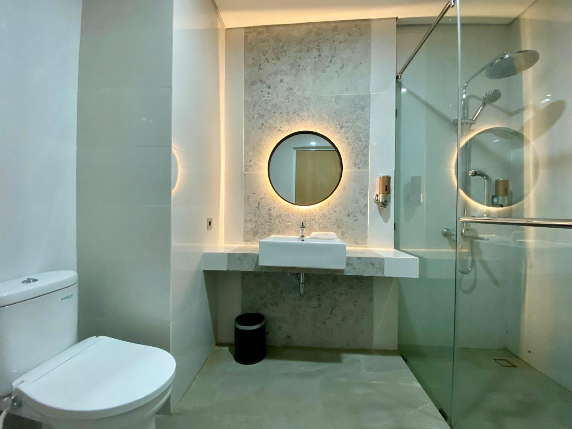 Opi Indah Hotel Palembang Eksteriør billede