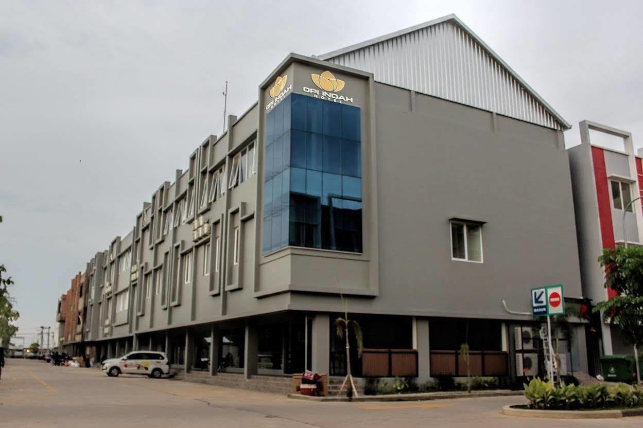 Opi Indah Hotel Palembang Eksteriør billede