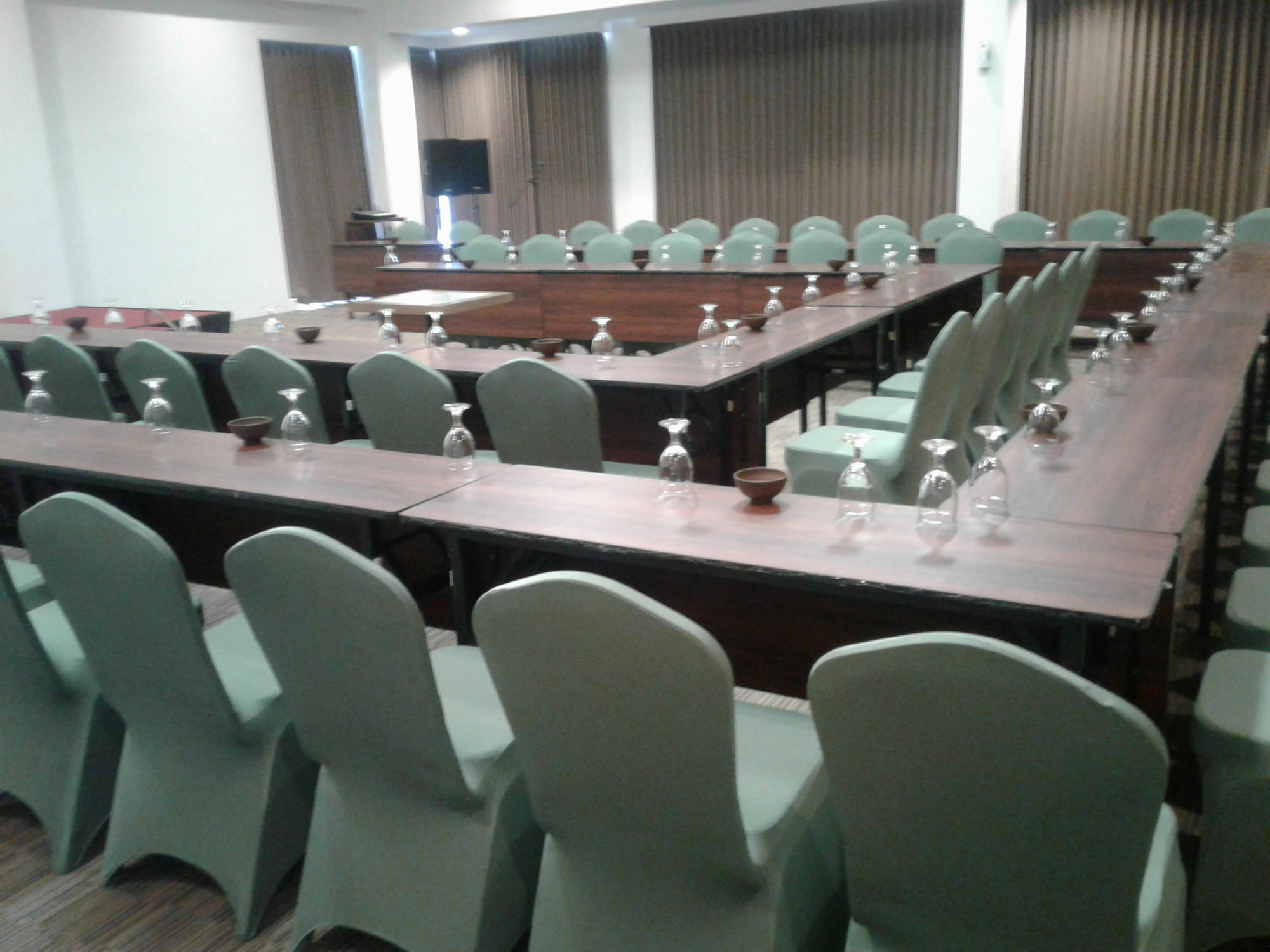 Opi Indah Hotel Palembang Eksteriør billede